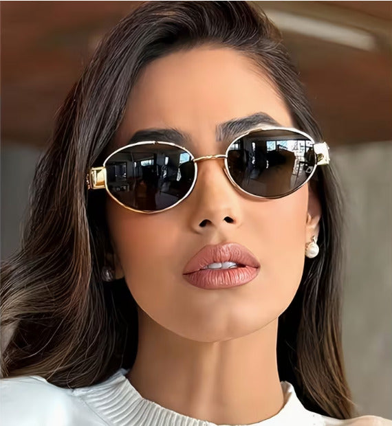 Aurelia Luxe Oval
